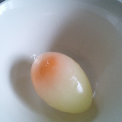 冷凍卵、いつか作ってみようと思ってました

凍ったまま半分に切って目玉焼きにしました

黄身がもりあがってましたよ～(^○^)